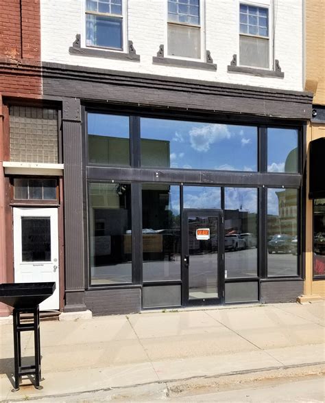 Office, Retail. . Small retail space for rent near me